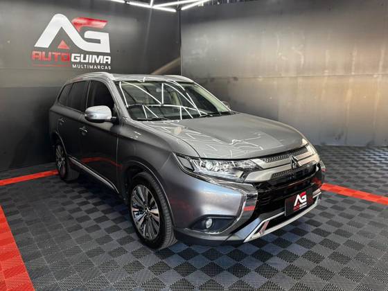 MITSUBISHI OUTLANDER 2.0 MIVEC GASOLINA HPE AUTOMÁTICO MITSUBISHI OUTLANDER 2.0 MIVEC GASOLINA HPE AUTOMÁTICO